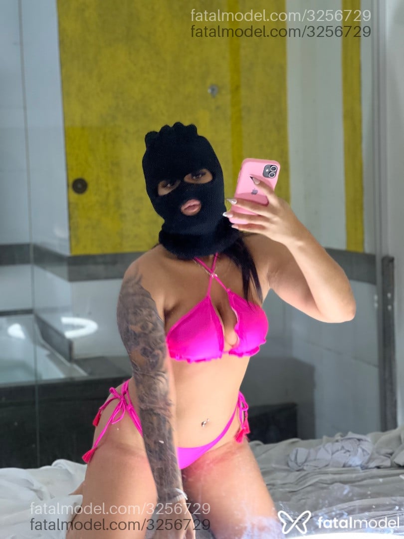 Acompanhante mulher morena (o) de olhos castanhos - Melissa Acompanhante mulher morena (o) de olhos castanhos - Melissa