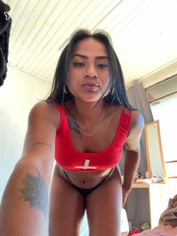 Acompanhante mulher morena (o) de olhos mel - Thayná Souza Acompanhante mulher morena (o) de olhos mel - Thayná Souza