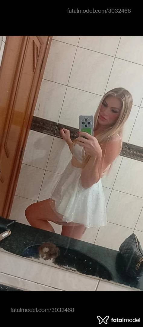 Acompanhante mulher trans loira (o) de olhos verdes - Nicoliee Babydoll Acompanhante mulher trans loira (o) de olhos verdes - Nicoliee Babydoll