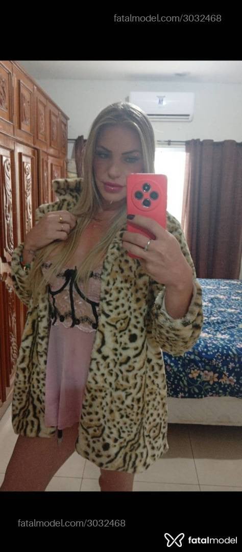 Acompanhante mulher trans loira (o) de olhos verdes em Campo Mourão - Nicoliee Babydoll
