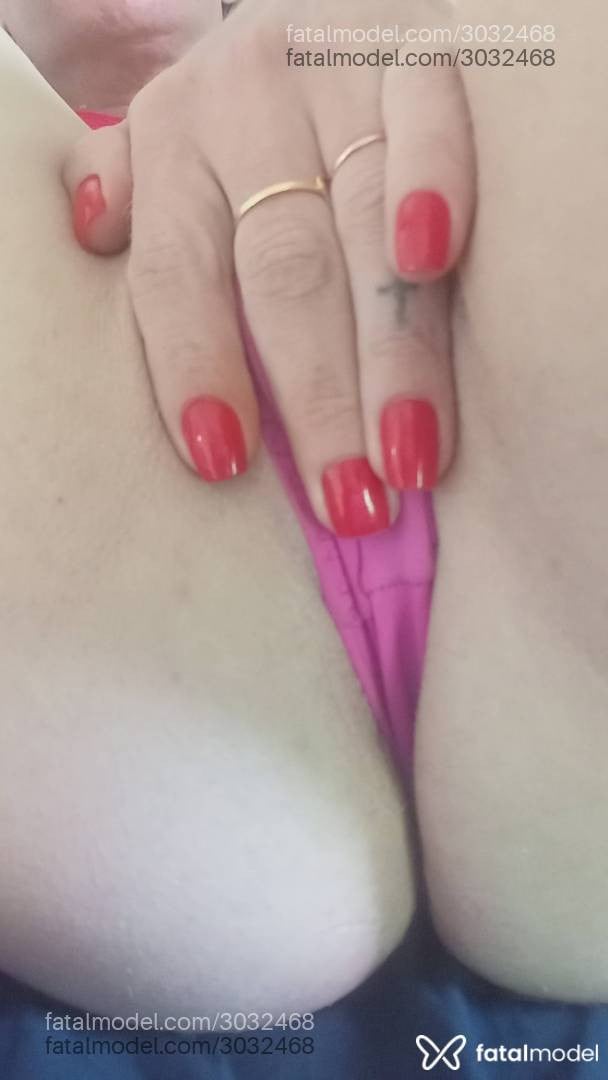 Acompanhante mulher trans loira (o) de olhos verdes - Nicoliee Loiira