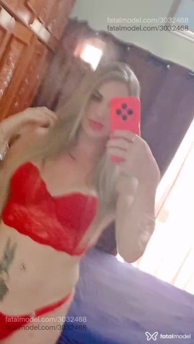 Acompanhante mulher trans loira (o) de olhos verdes - Nicoliee Babydoll Acompanhante mulher trans loira (o) de olhos verdes - Nicoliee Babydoll