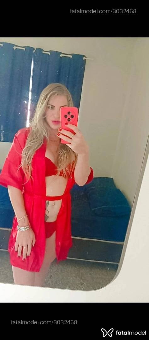 Acompanhante mulher trans loira (o) de olhos verdes em Maringá - Nicoliee Babydoll