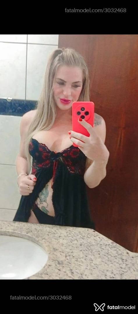 Acompanhante mulher trans loira (o) de olhos verdes em Maringá Acompanhante mulher trans loira (o) de olhos verdes em Maringá - Nicoliee Babydoll