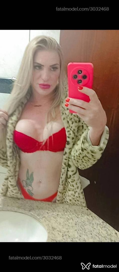 Acompanhante mulher trans loira (o) de olhos verdes em Maringá Acompanhante mulher trans loira (o) de olhos verdes em Maringá - Nicoliee Babydoll