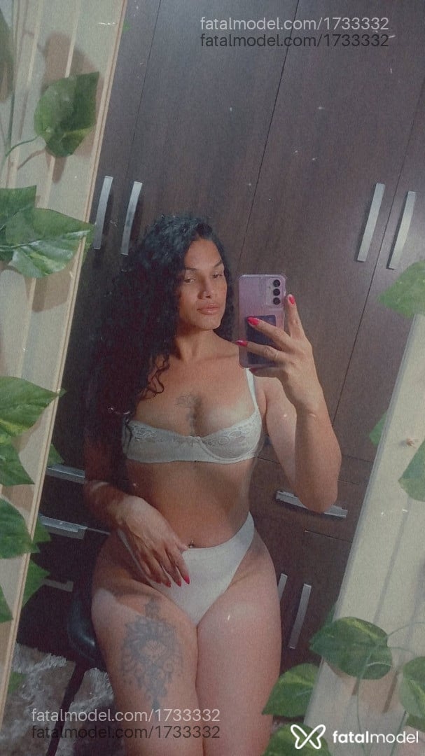 Acompanhante mulher trans morena (o) de olhos mel em Piraju Acompanhante mulher trans morena (o) de olhos mel em Piraju - MORENA