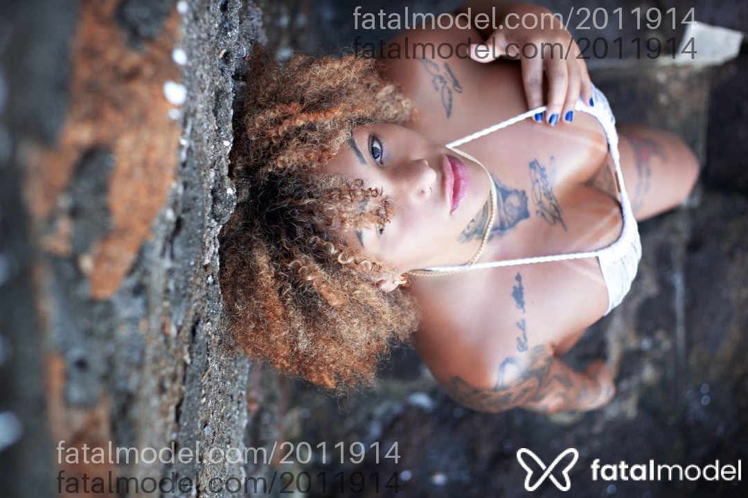 Acompanhante mulher com cabelo castanho de olhos castanhos - Phanny Lewis