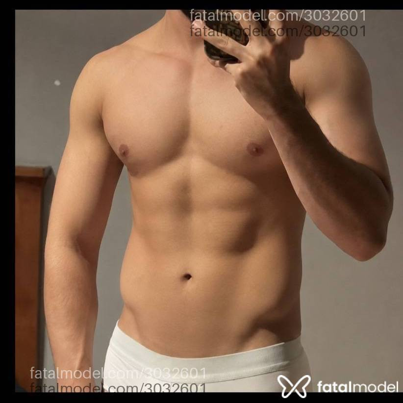 Acompanhante homem com cabelo castanho de olhos castanhos em Umuarama - Drgostoso