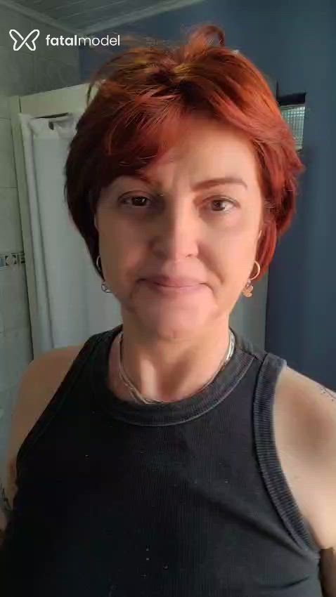 Acompanhante mulher ruiva (o) de olhos castanhos em São Paulo Acompanhante mulher ruiva (o) de olhos castanhos em São Paulo - Marina Ruivosa