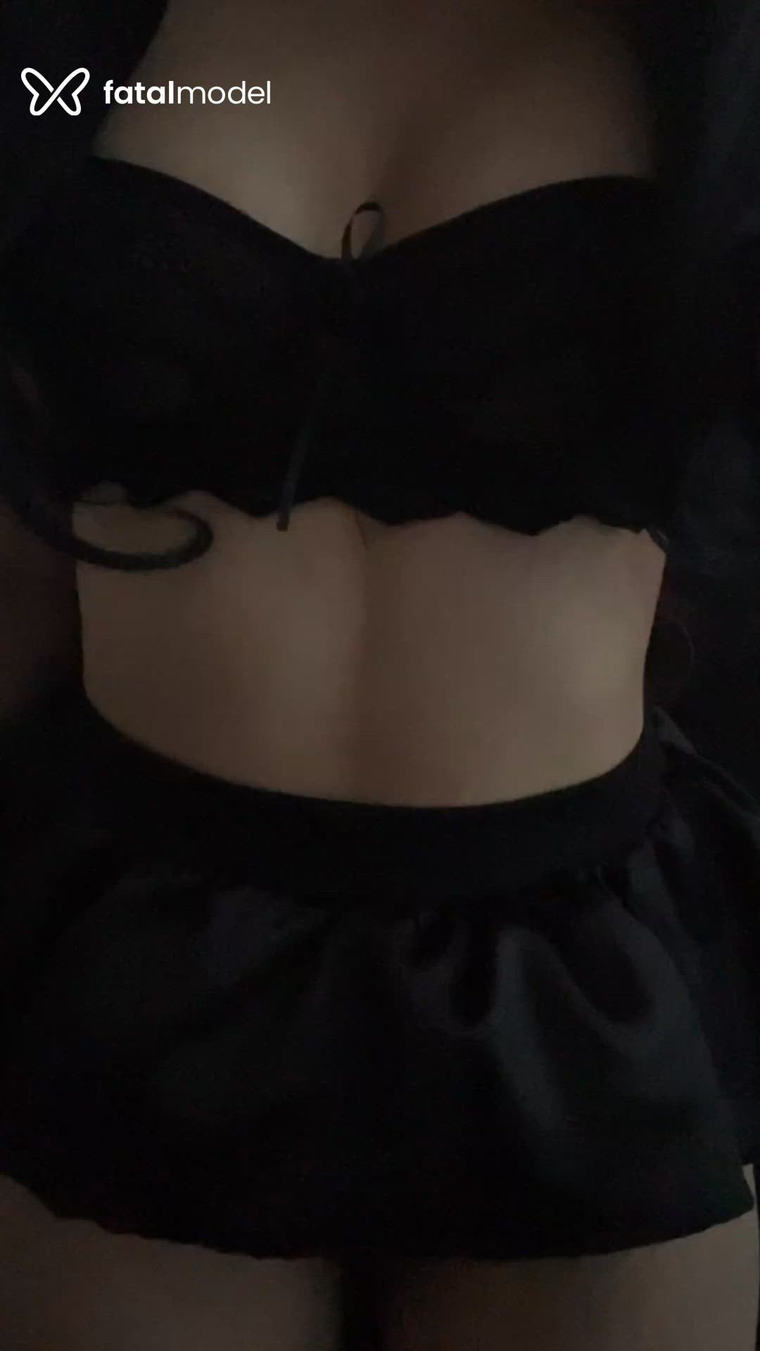 Acompanhante mulher morena (o) de olhos mel - Amanda
