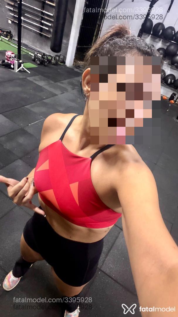 Acompanhante mulher loira (o) de olhos castanhos em Virtual - Mayzinha