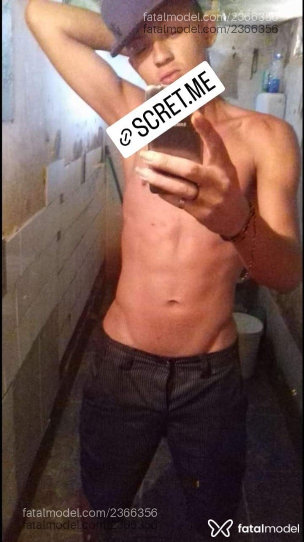 Acompanhante homem com cabelo castanho de olhos castanhos em Paulo Afonso Acompanhante homem com cabelo castanho de olhos castanhos em Paulo Afonso - Sttanlley