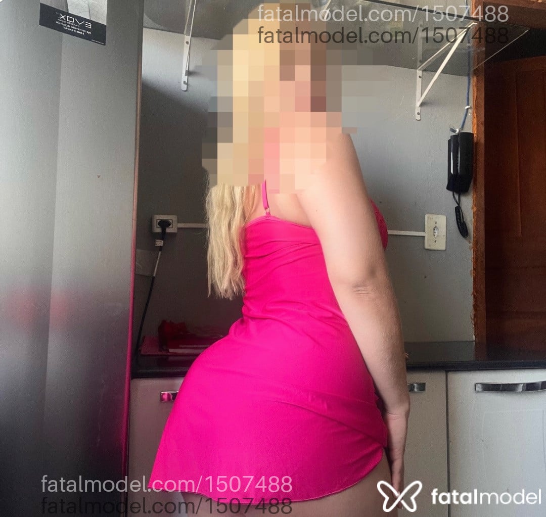 Acompanhante mulher loira (o) de olhos mel em Belém - Camila