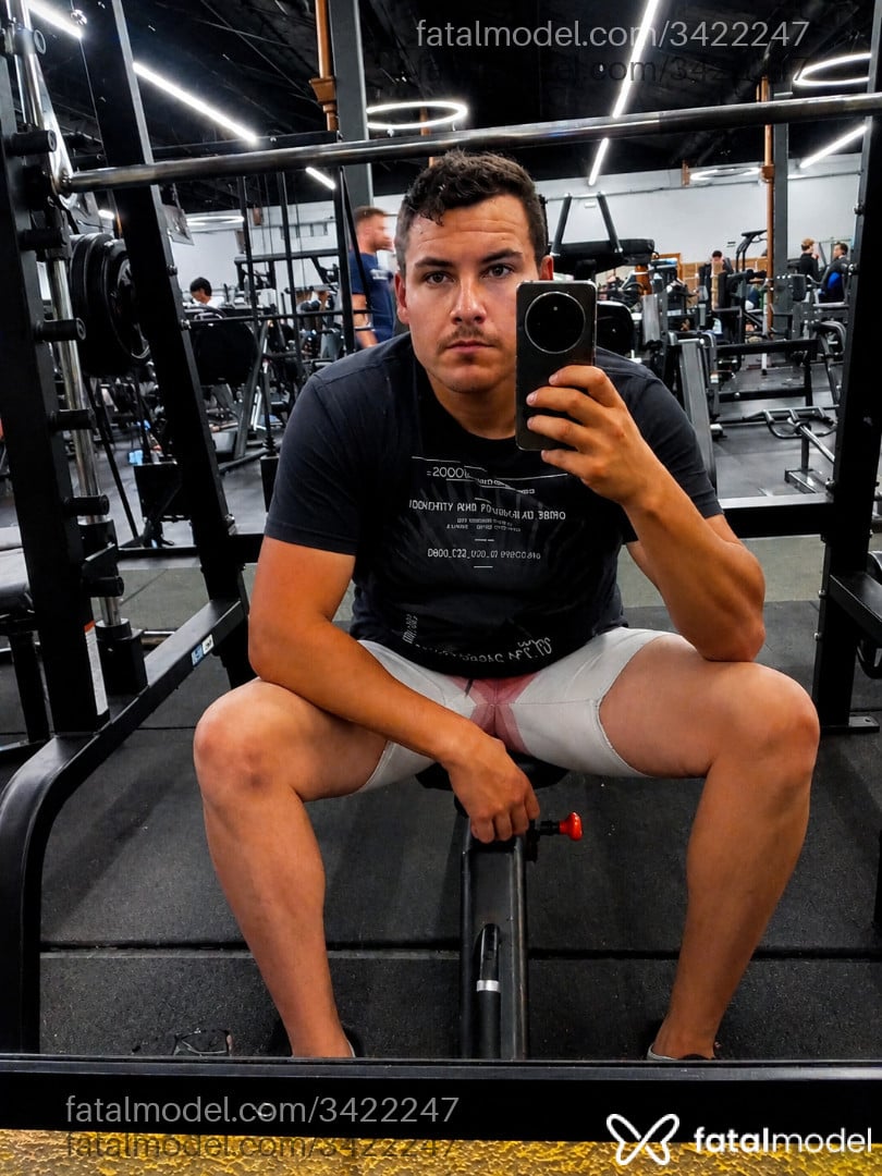 Acompanhante homem com cabelo castanho de olhos castanhos em Itu - Ryan Silva