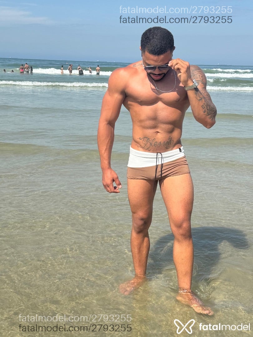Acompanhante homem morena (o) de olhos castanhos em São Paulo - Baianinho