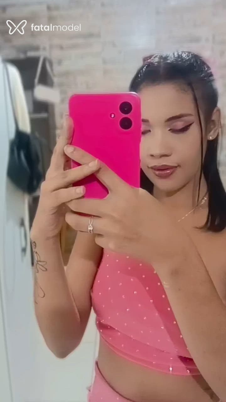 Acompanhante mulher com cabelo castanho de olhos pretos em Luís Eduardo Magalhães - Mallu