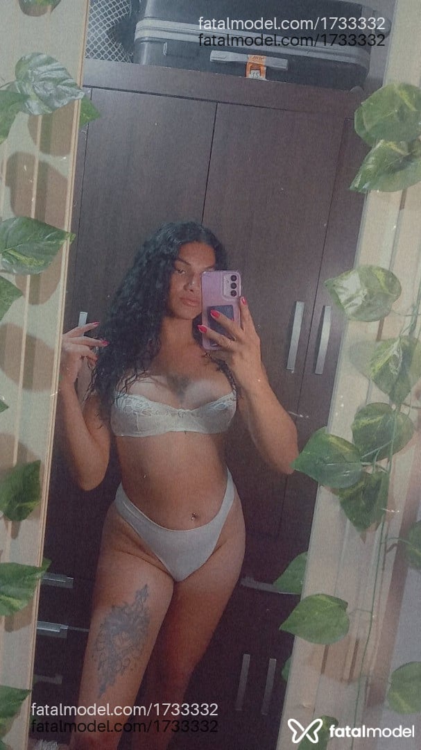 Acompanhante mulher trans morena (o) de olhos mel em Piraju Acompanhante mulher trans morena (o) de olhos mel em Piraju - MORENA