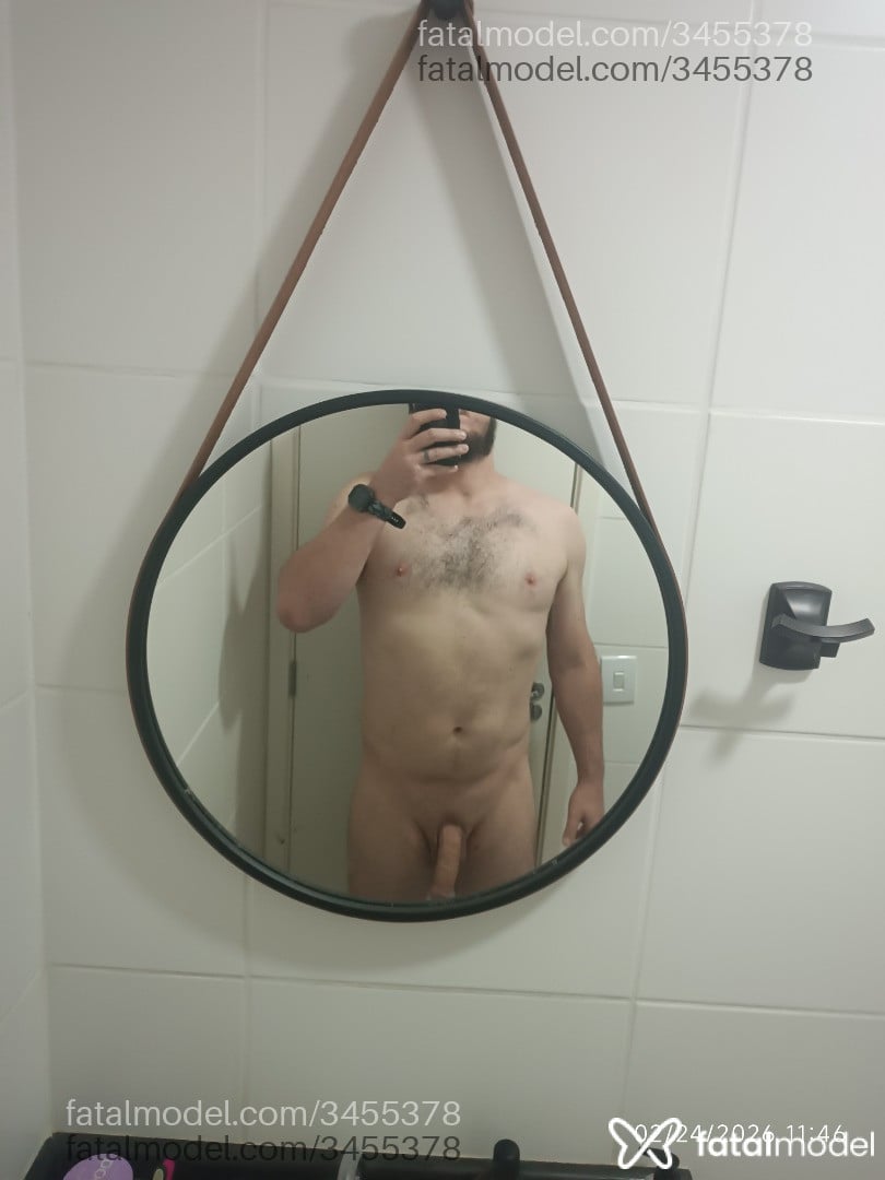 Acompanhante homem com cabelo castanho de olhos castanhos em São Paulo - Mr Kgs