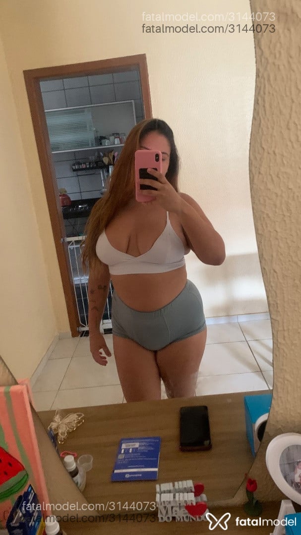 Acompanhante mulher loira (o) de olhos mel em Fortaleza - Icevitt