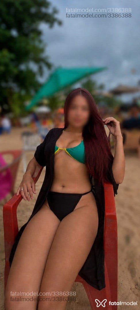 Acompanhante mulher com cabelo castanho de olhos castanhos - Andressa Ferreira Acompanhante mulher com cabelo castanho de olhos castanhos - Andressa Ferreira
