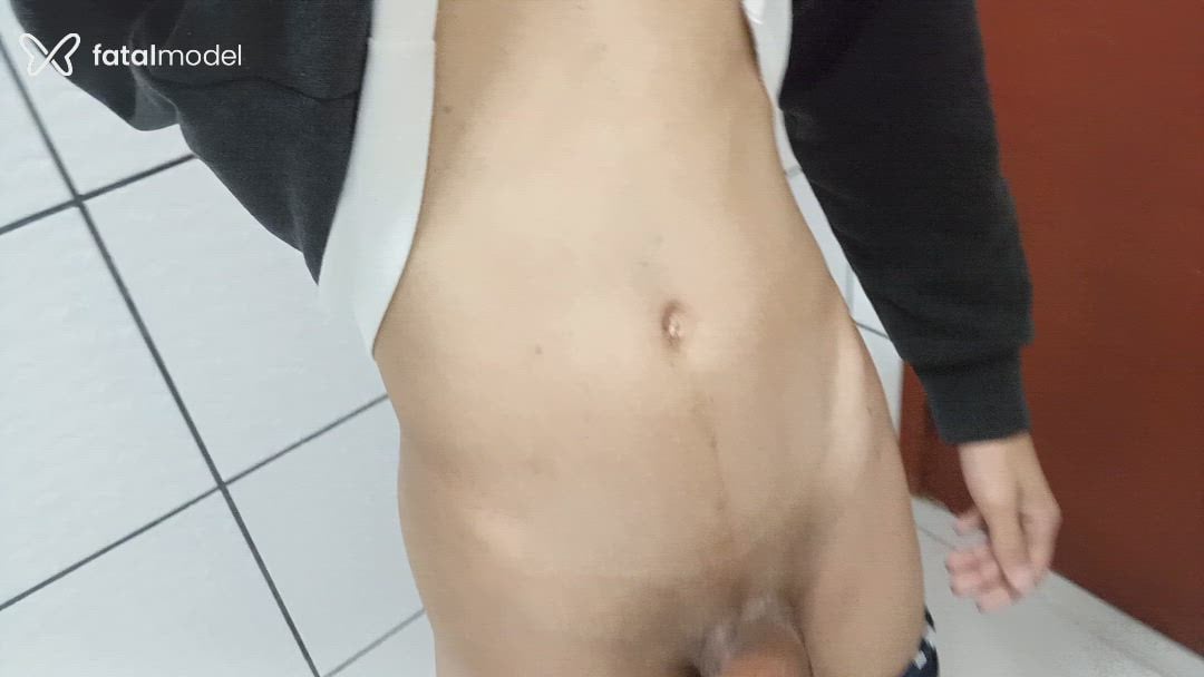 Acompanhante homem morena (o) de olhos castanhos - Guilherme Acompanhante homem morena (o) de olhos castanhos - Guilherme