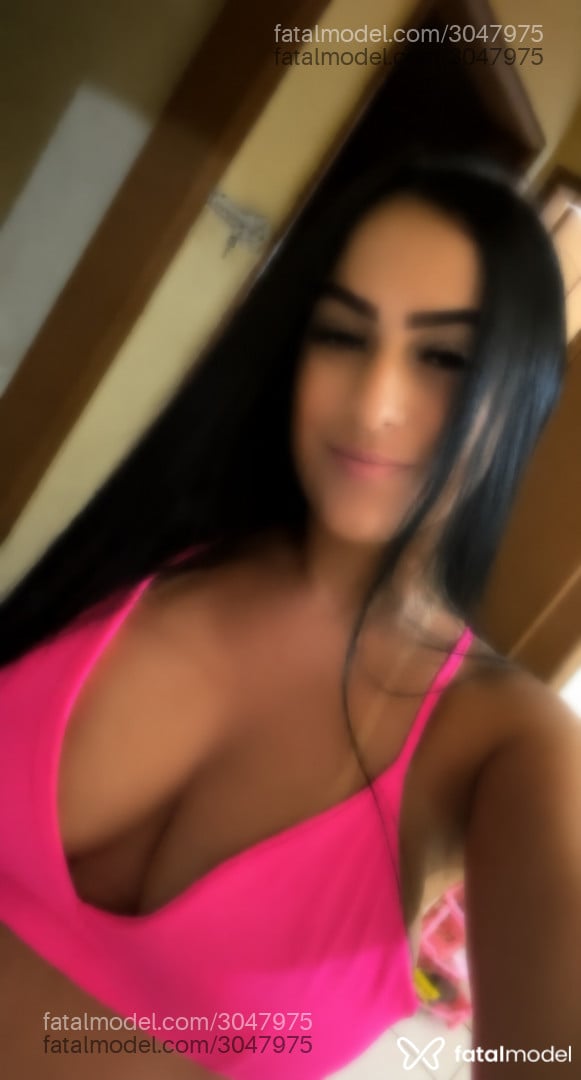 Acompanhante mulher morena (o) de olhos pretos - Amanda