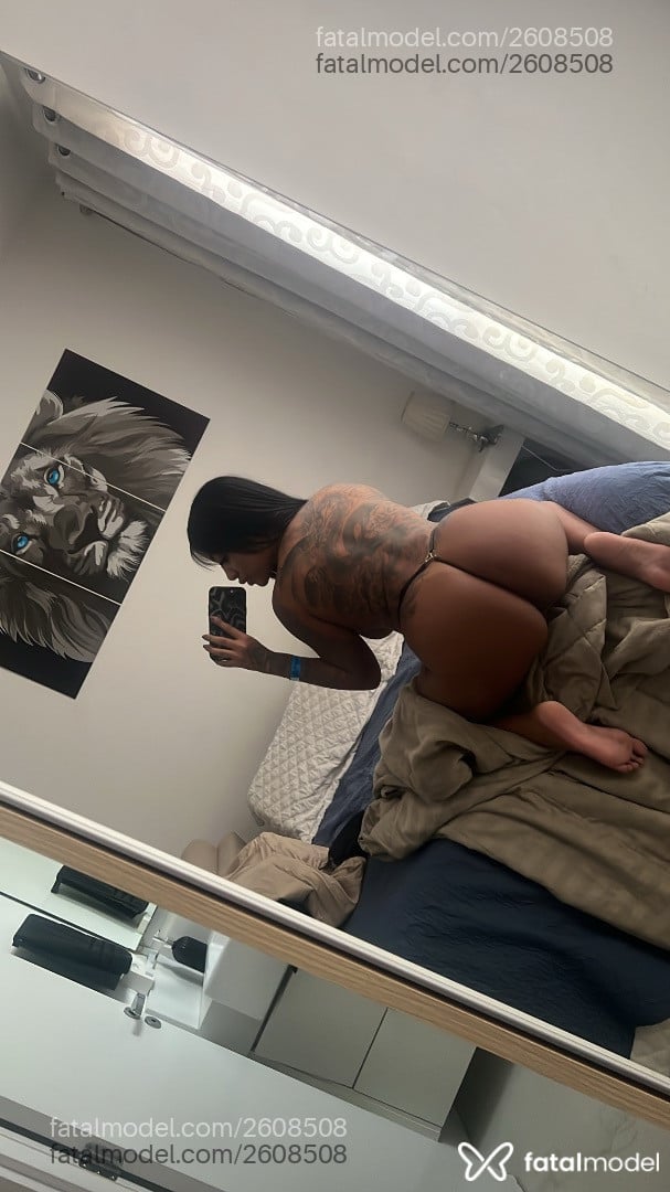 Acompanhante mulher morena (o) de olhos pretos em São Paulo - Larissa Sena