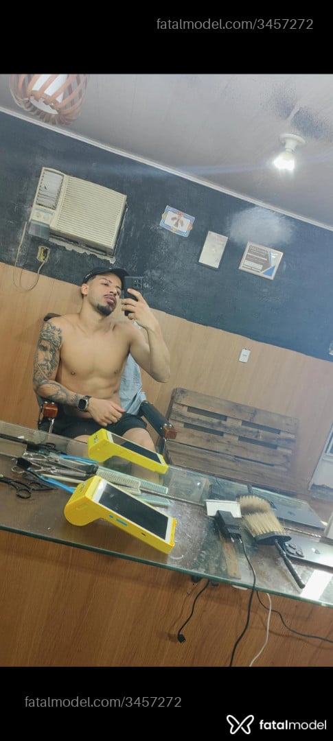 Acompanhante homem morena (o) de olhos castanhos em Nova Iguaçu Acompanhante homem morena (o) de olhos castanhos em Nova Iguaçu - Amorim