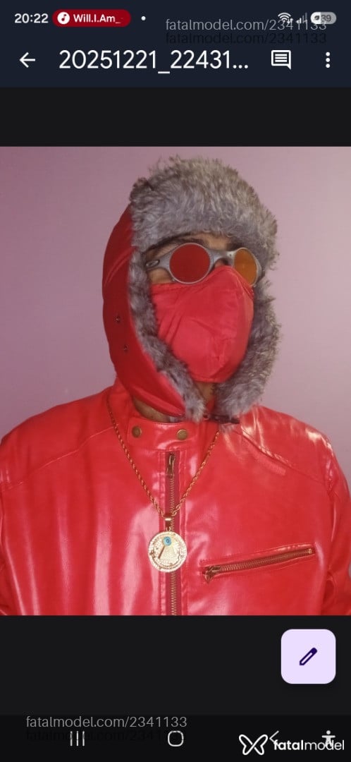 Acompanhante homem com cabelo castanho de olhos castanhos - João