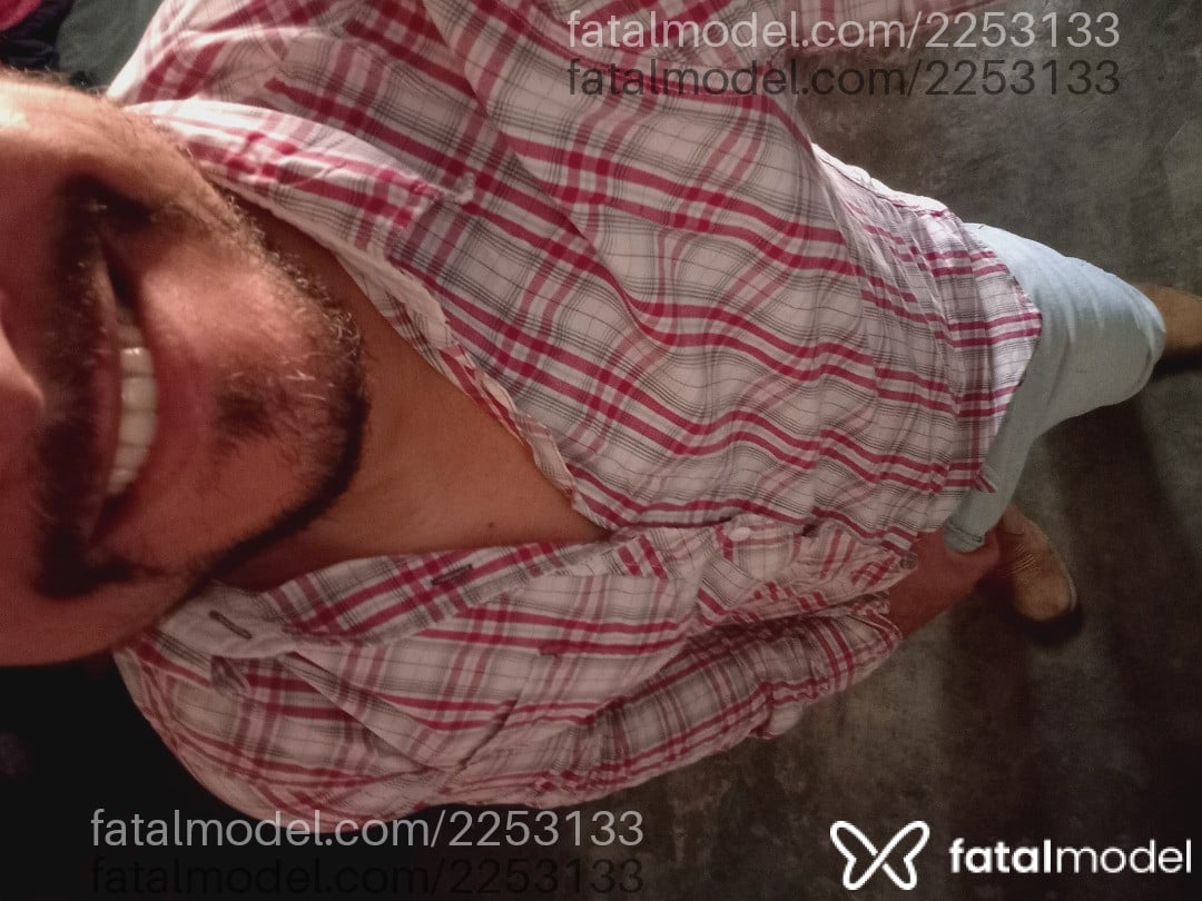 Acompanhante homem com cabelo castanho de olhos castanhos em Itapeva Acompanhante homem com cabelo castanho de olhos castanhos em Itapeva - Junior