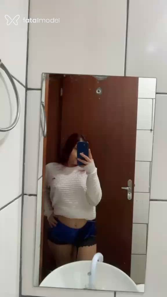 Acompanhante mulher morena (o) de olhos castanhos - Laura Acompanhante mulher morena (o) de olhos castanhos - Laura