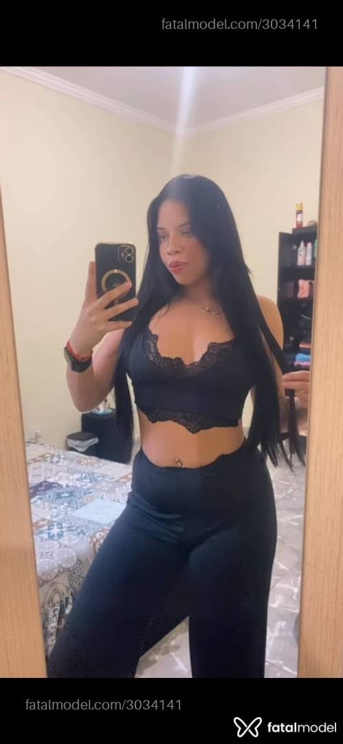 Acompanhante mulher morena (o) de olhos castanhos - Bia