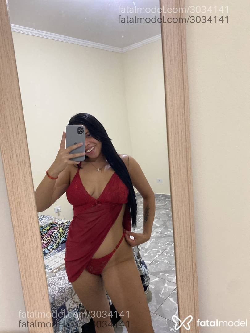 Acompanhante mulher morena (o) de olhos castanhos - Bia
