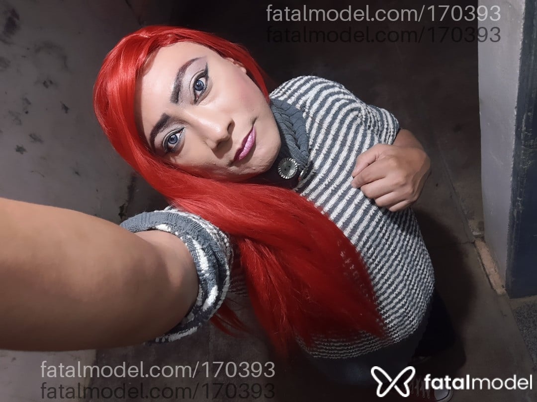 Acompanhante travesti loira (o) de olhos verdes em São José do Rio Preto - Leê camaleão