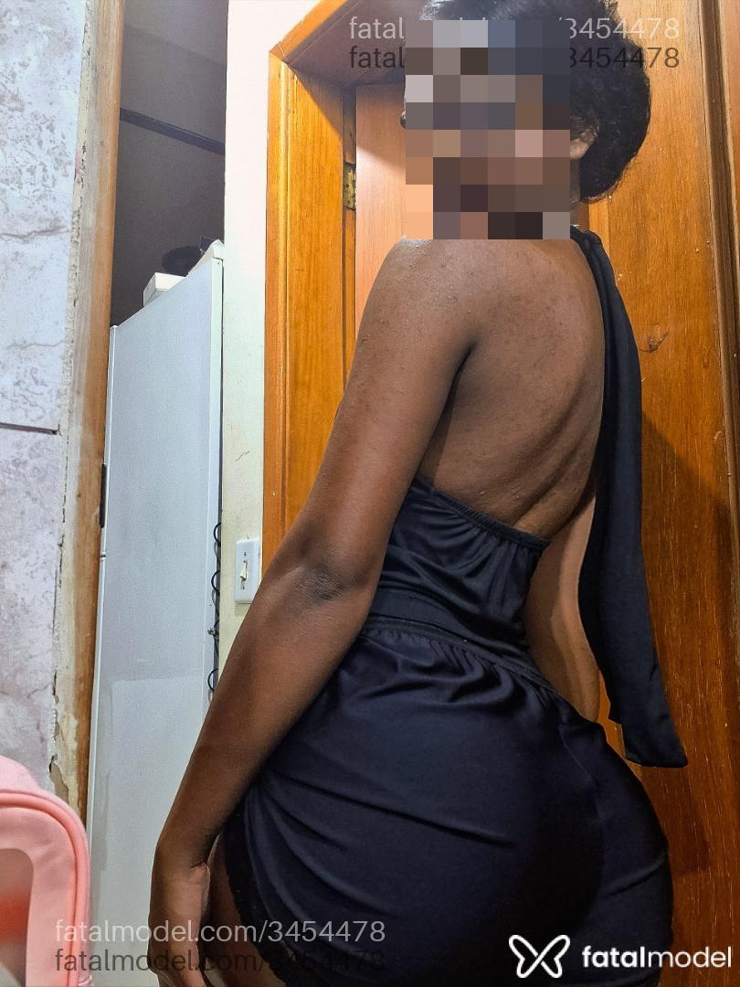 Acompanhante mulher morena (o) de olhos pretos em Virtual - Antonela