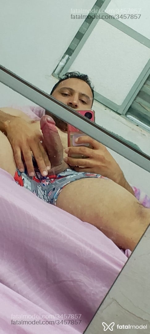 Acompanhante homem morena (o) de olhos mel em Cascavel - Rocco Max