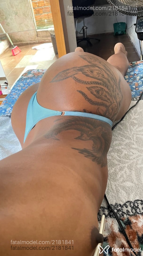 Acompanhante mulher trans morena (o) de olhos pretos em São Luís Acompanhante mulher trans morena (o) de olhos pretos em São Luís - Priscyla