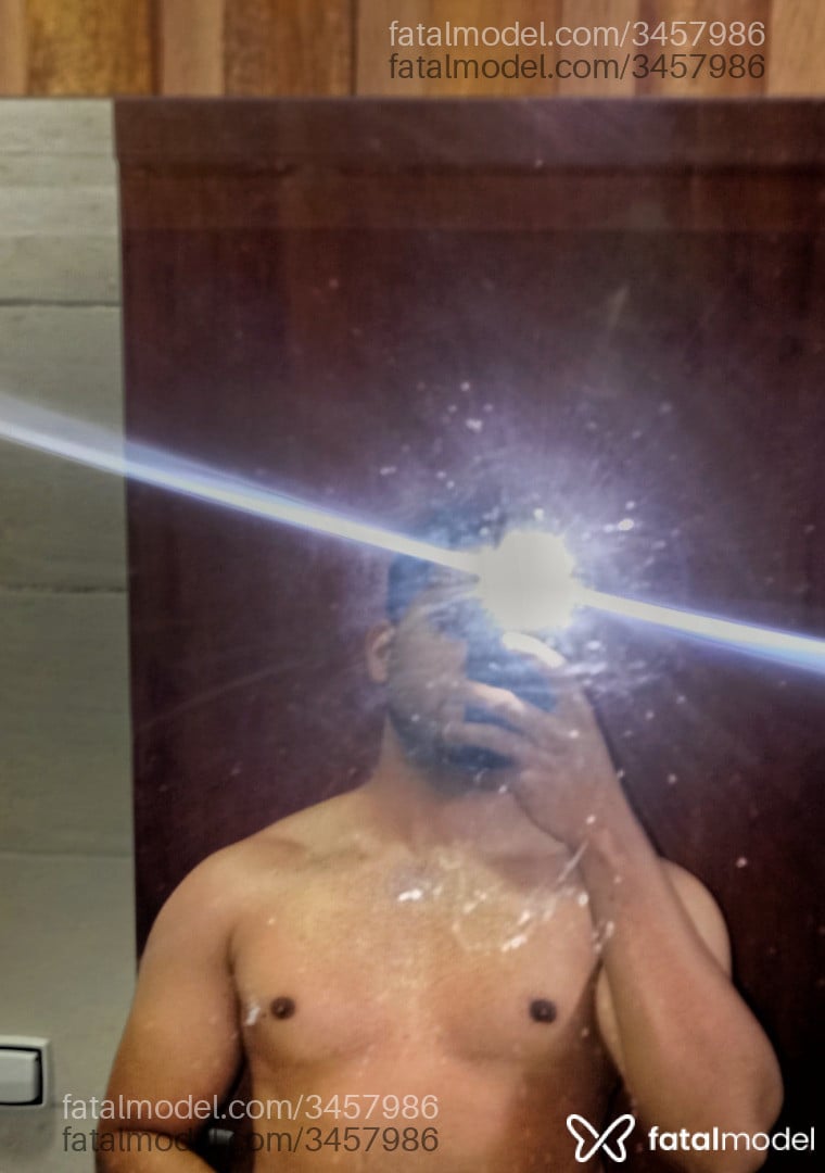 Acompanhante homem morena (o) de olhos castanhos em Virtual - Kaua Vilar