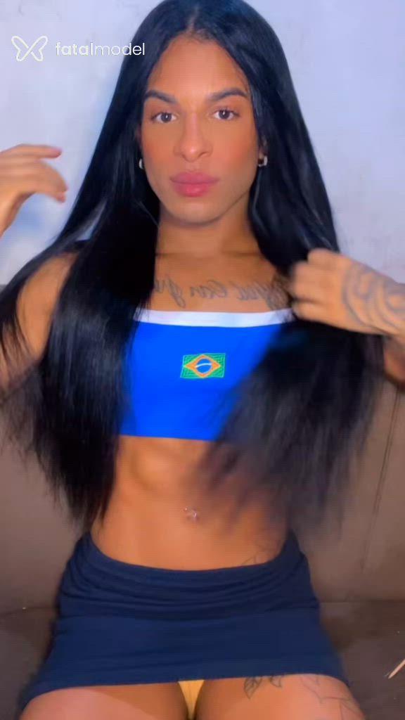 Acompanhante mulher trans morena (o) de olhos castanhos em Salvador - Kellynha