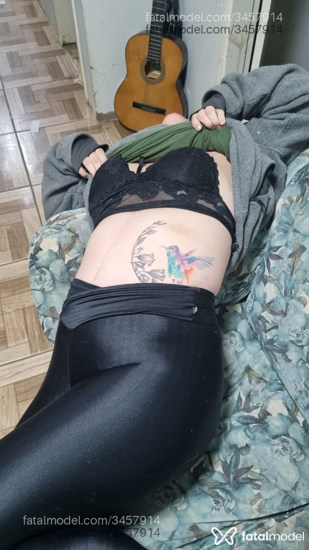 Acompanhante mulher com cabelo castanho de olhos castanhos - Jessica Brandalise