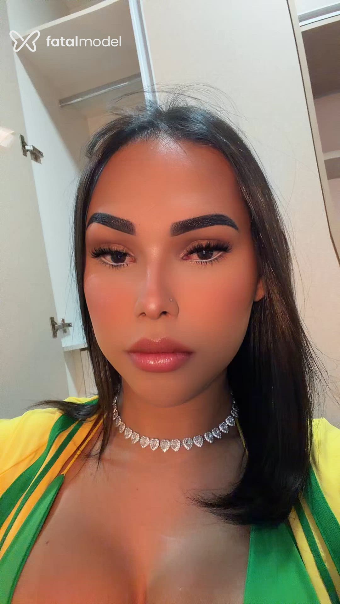 Acompanhante mulher trans morena (o) de olhos pretos em Joinville - Júlia