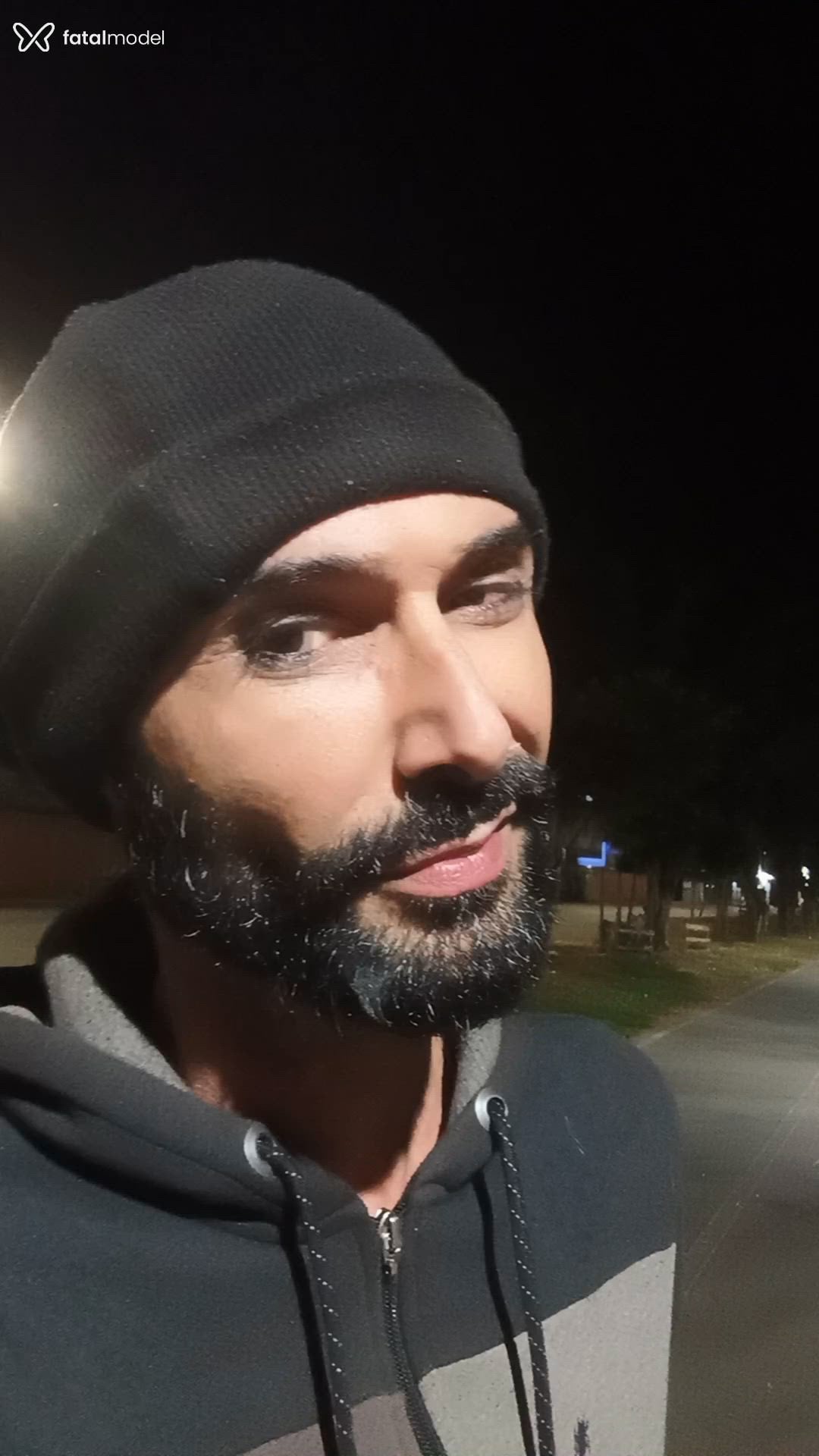 Acompanhante homem sem cabelo de olhos castanhos em Ipatinga Acompanhante homem sem cabelo de olhos castanhos em Ipatinga - Riccardo Ricco
