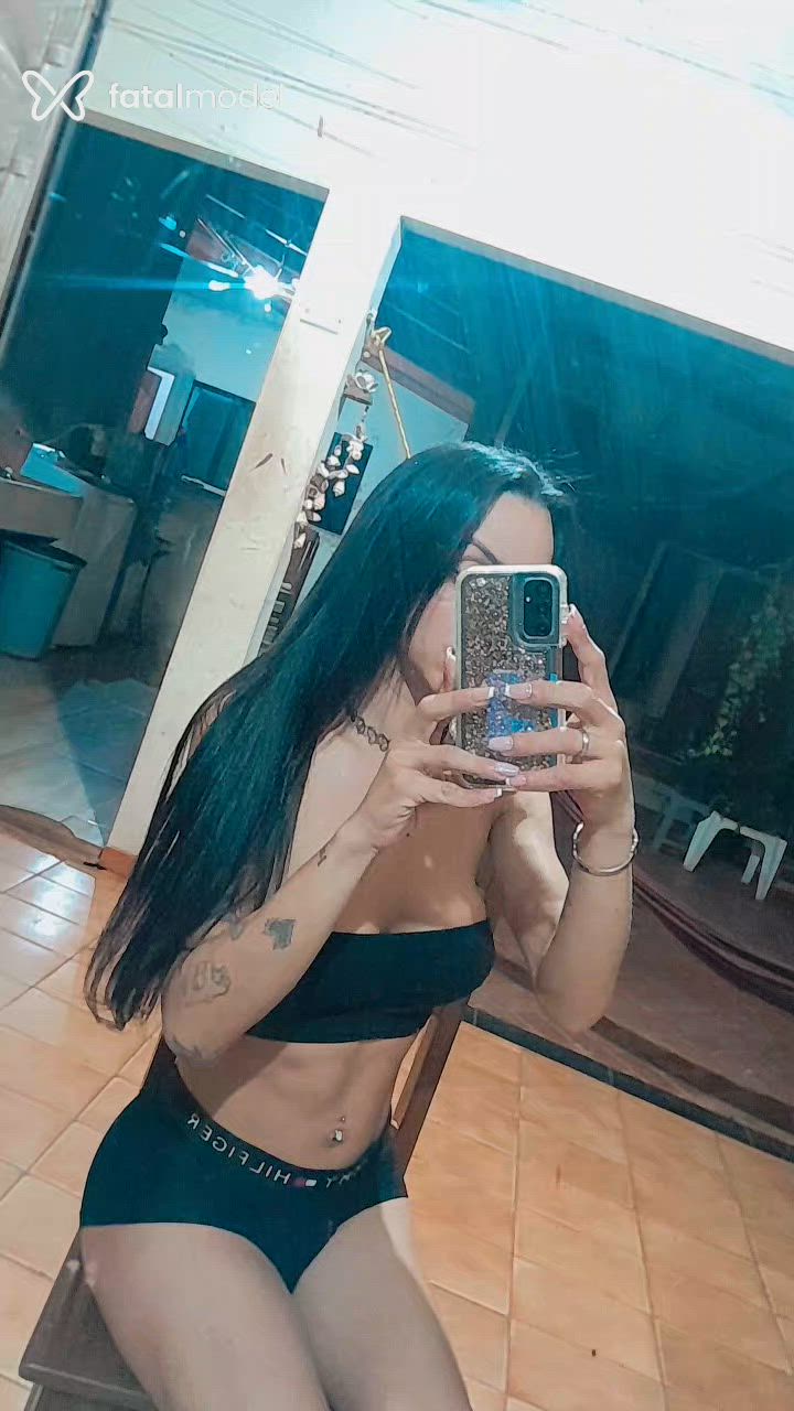 Acompanhante travesti morena (o) de olhos castanhos em Tangará da Serra Acompanhante travesti morena (o) de olhos castanhos em Tangará da Serra - Maryana