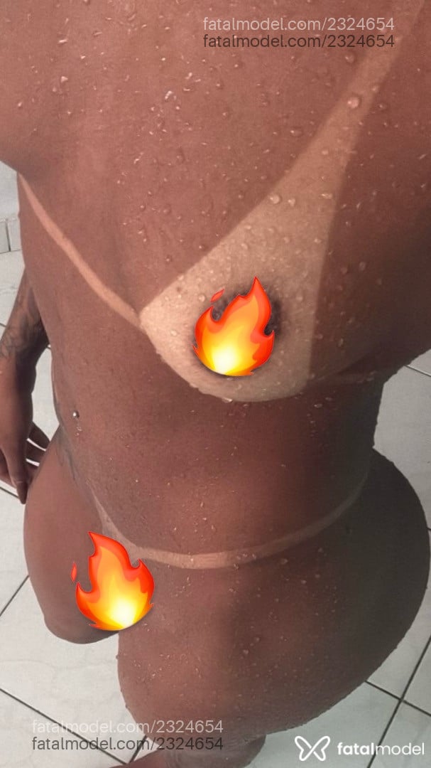 Acompanhante mulher morena (o) de olhos mel em Brumado Acompanhante mulher morena (o) de olhos mel em Brumado - Kathleen