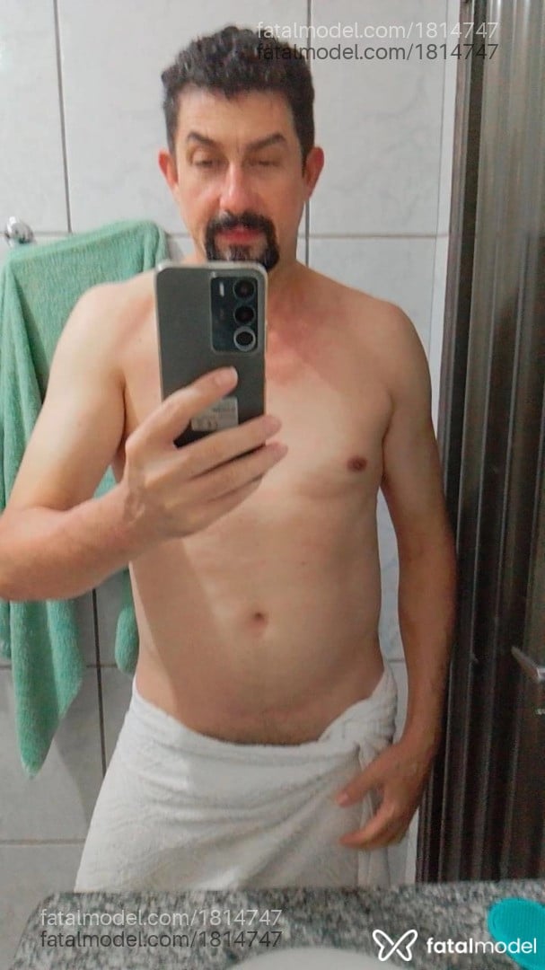 Acompanhante homem morena (o) de olhos castanhos em Itapeva - Santele Terapeutas