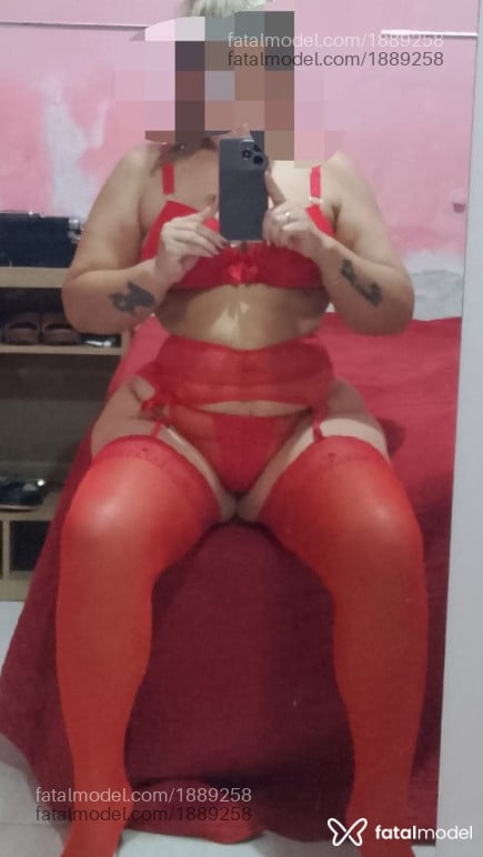 Acompanhante mulher loira (o) de olhos castanhos - Andressa Alves