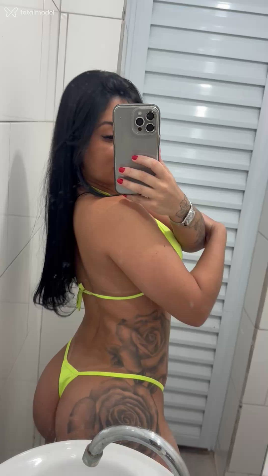 Acompanhante mulher morena (o) de olhos castanhos em Pirassununga Acompanhante mulher morena (o) de olhos castanhos em Pirassununga - Mirella