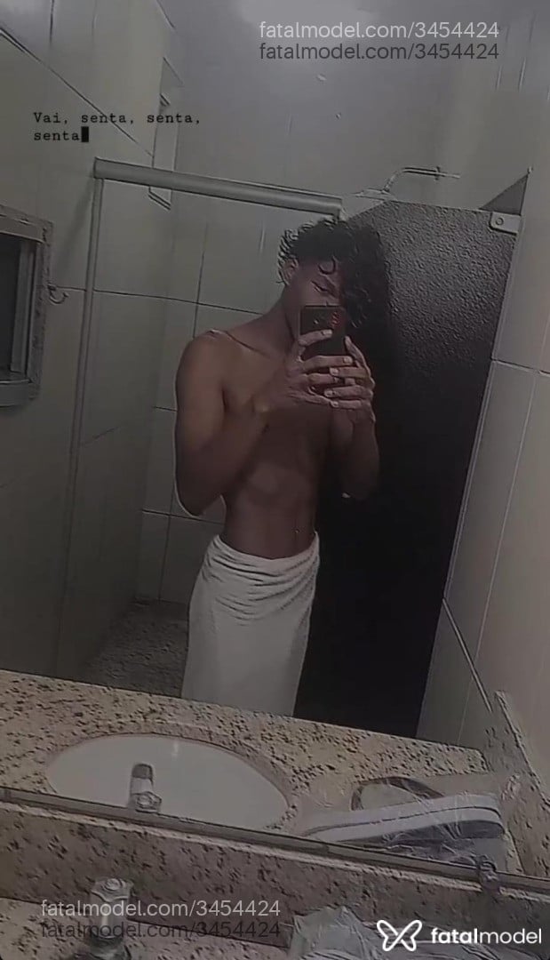 Acompanhante homem morena (o) de olhos pretos em Belo Horizonte Acompanhante homem morena (o) de olhos pretos em Belo Horizonte - Takyzin