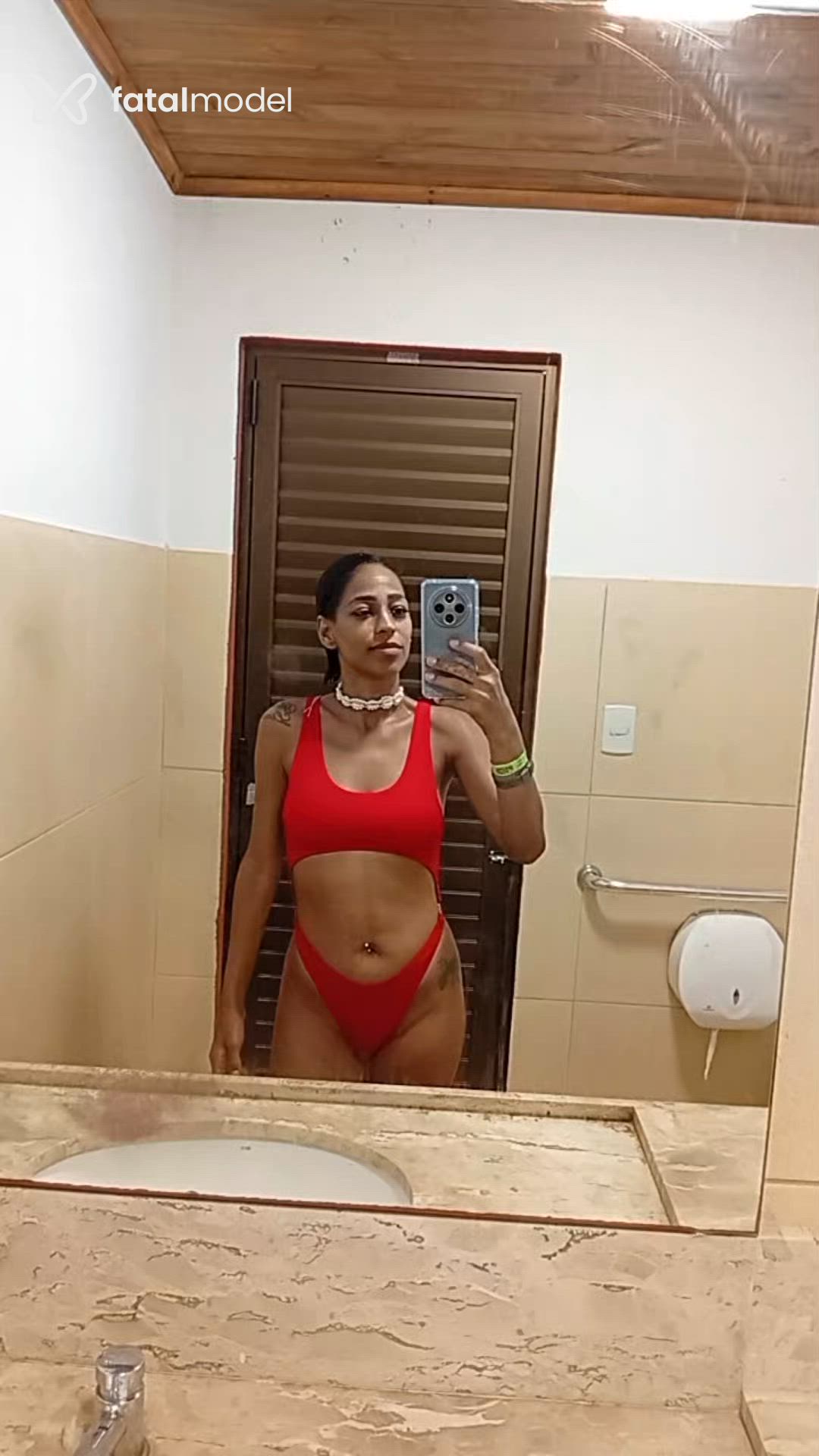 Acompanhante mulher morena (o) de olhos pretos em Santo Antônio de Jesus - Yandra