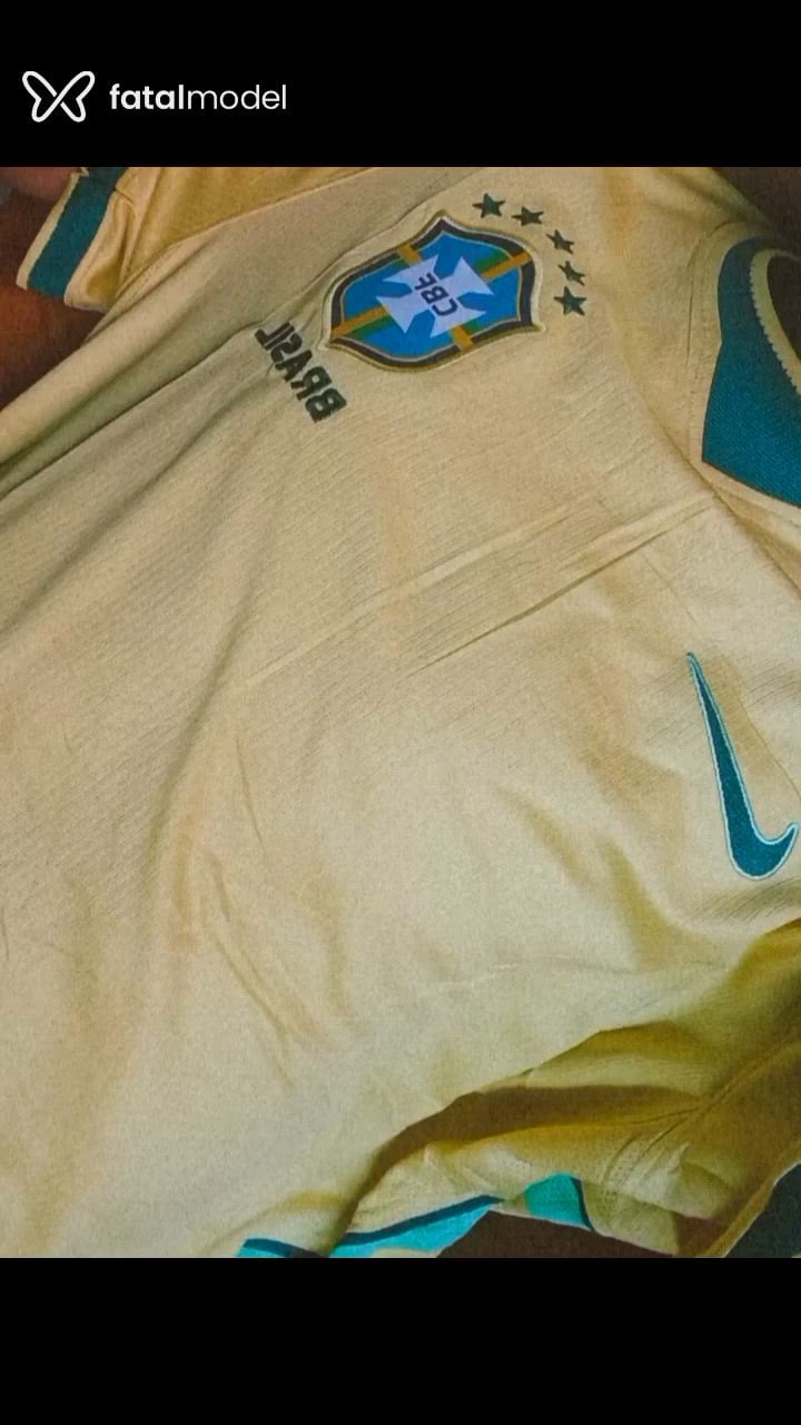 Acompanhante homem com cabelo castanho de olhos mel em Aparecida de Goiânia - Souza